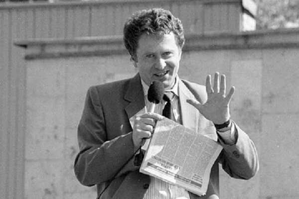 Описаны действия поддержавшего заговор ГКЧП в 1991 году Жириновского