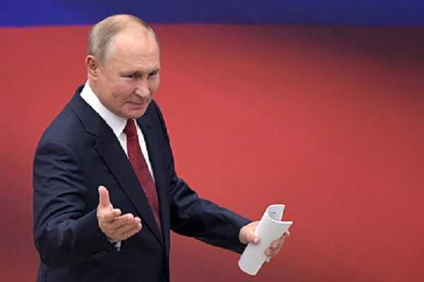 Путин пообещал «белорусским друзьям» постоянную поддержку России