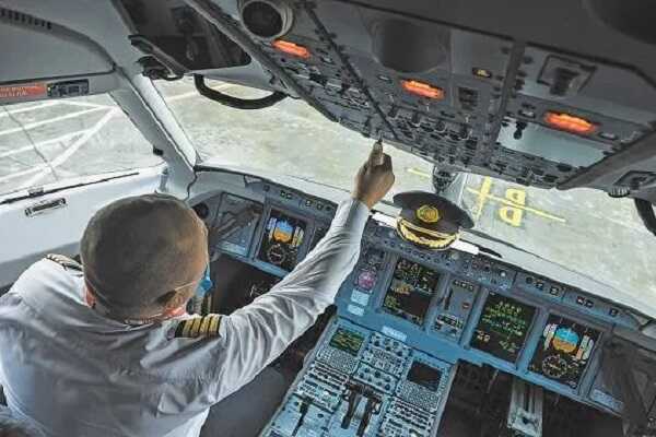 Руководство «Аэрофлота» экономит на зарплатах пилотов