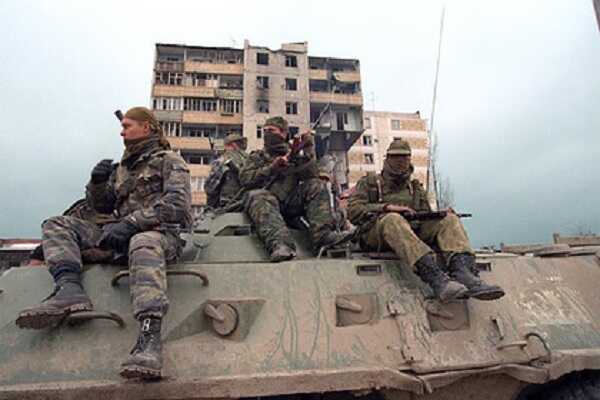 Соратник генерала Лебедя объяснил заключение мира с боевиками Чечни в 1996 году