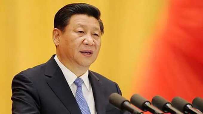 Председатель КНР Си Цзиньпин получил титул "кормчего", как Мао Цзэдун