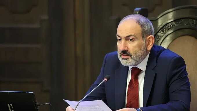 Пашинян заявил о вторжении азербайджанских войск на участке границы