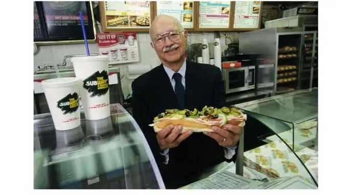 Скончался основатель самой крупной на планете сети кафе Subway миллиардер Питер Бак